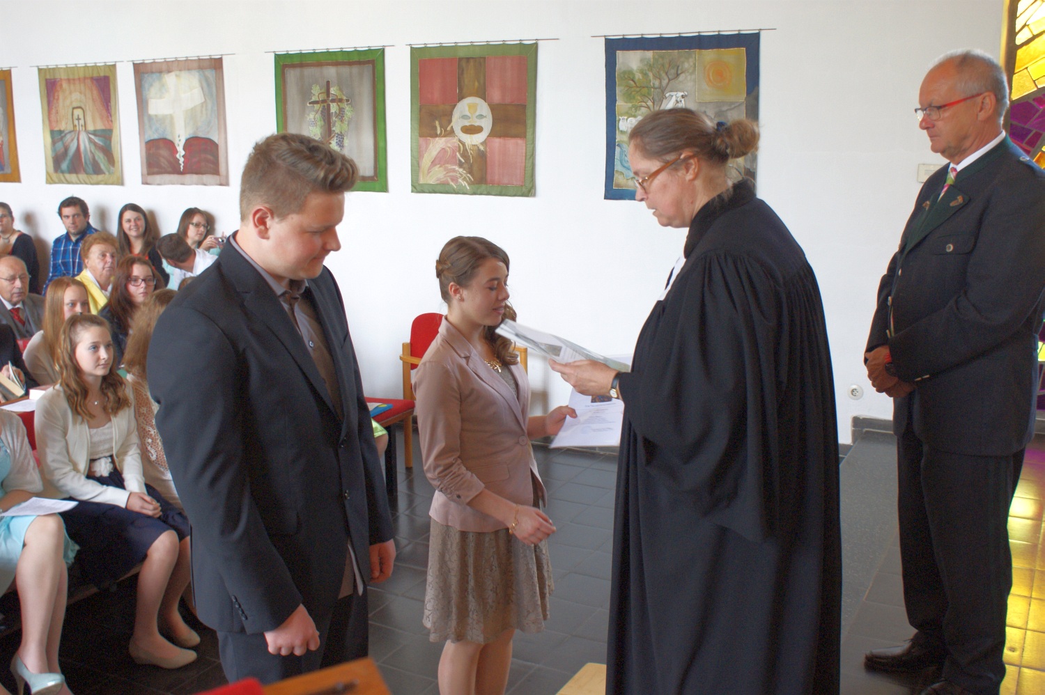 15-05-24_Konfirmation2015-044.jpg