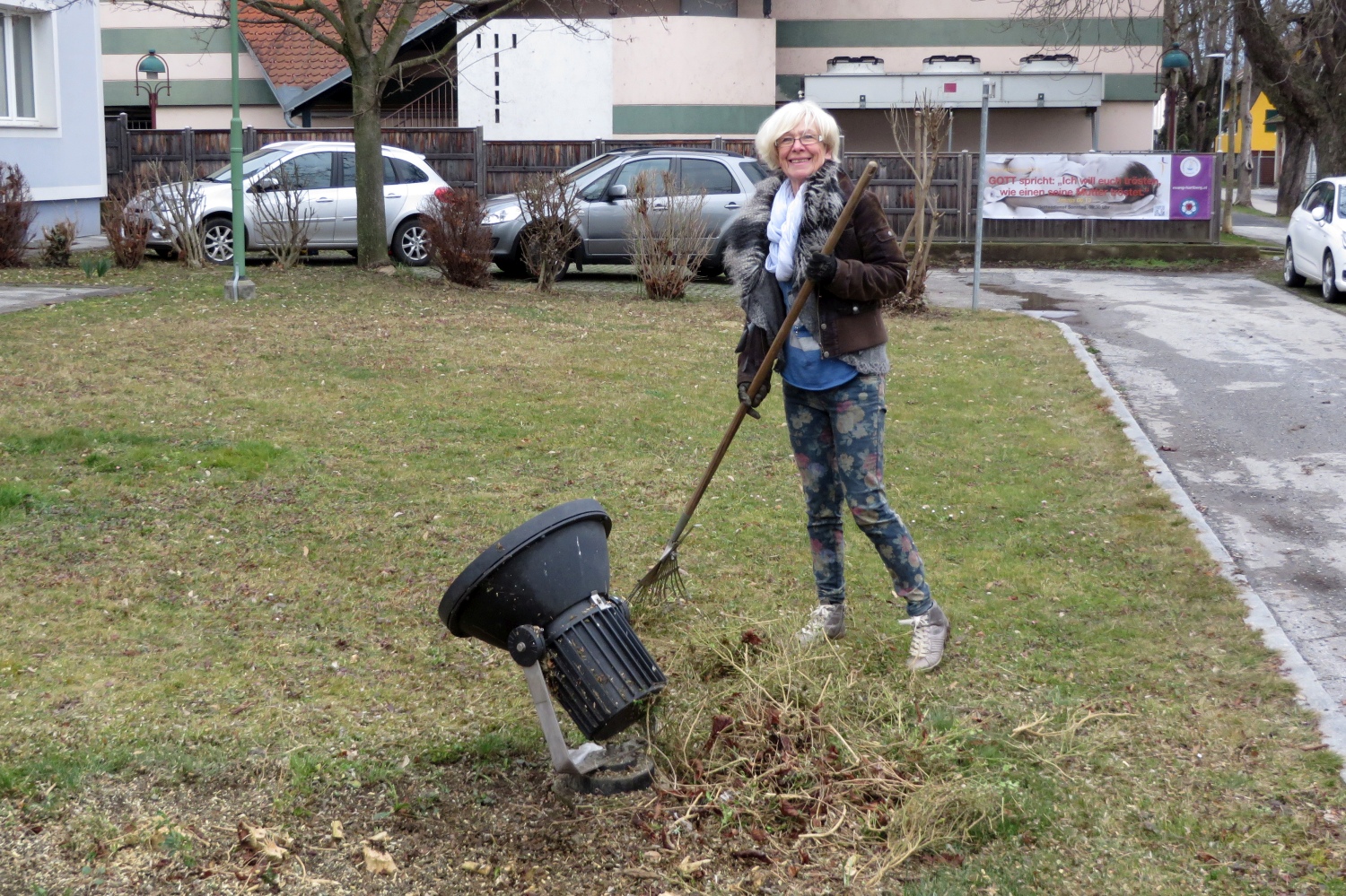 16-03-08-Heckenschneiden-025