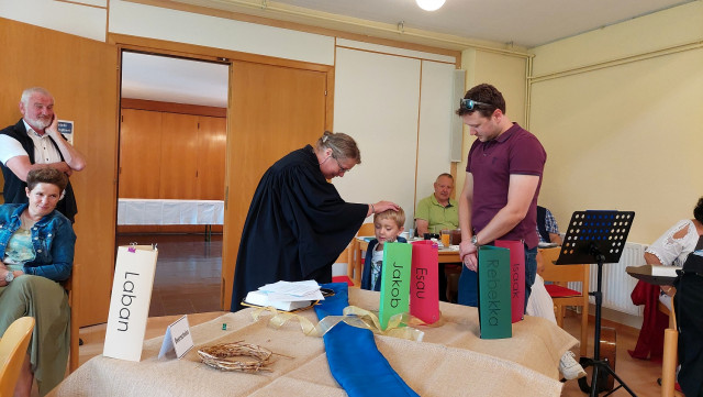 25-09-07 Kirchenfrühstück mit neuem Administrator-19