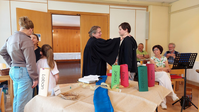 25-09-07 Kirchenfrühstück mit neuem Administrator-24