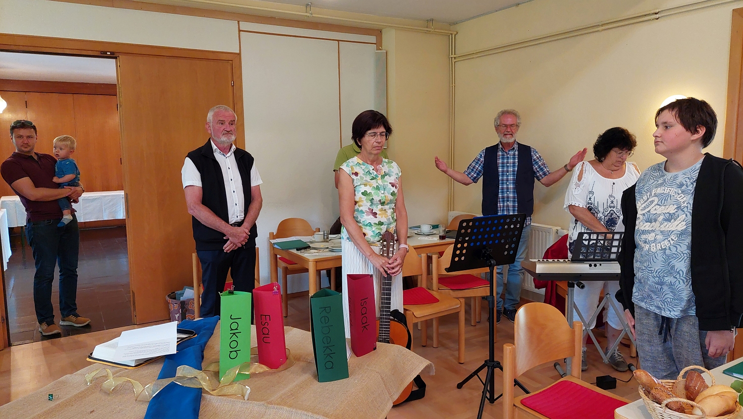 25-09-07 Kirchenfrühstück mit neuem Administrator-29