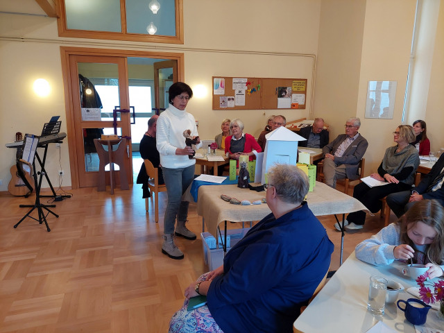 25-11-16 Kirchenfrühstück mit SI-27