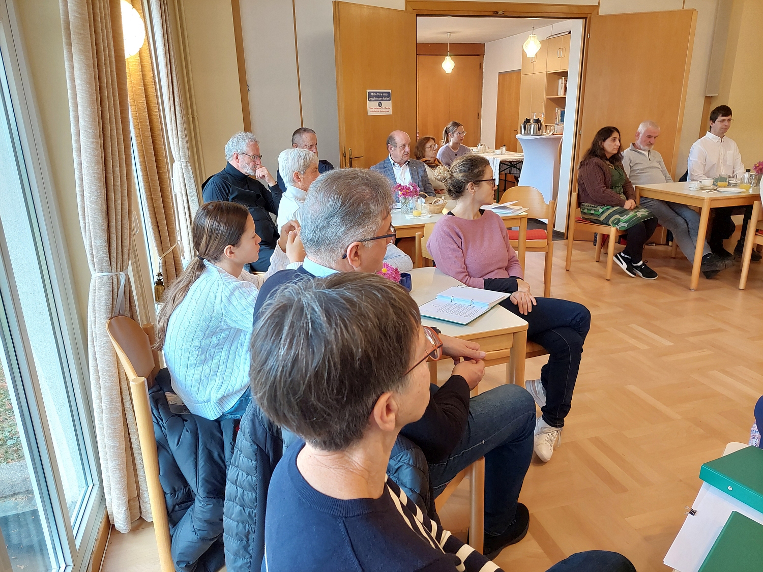 25-11-16 Kirchenfrühstück mit SI-36